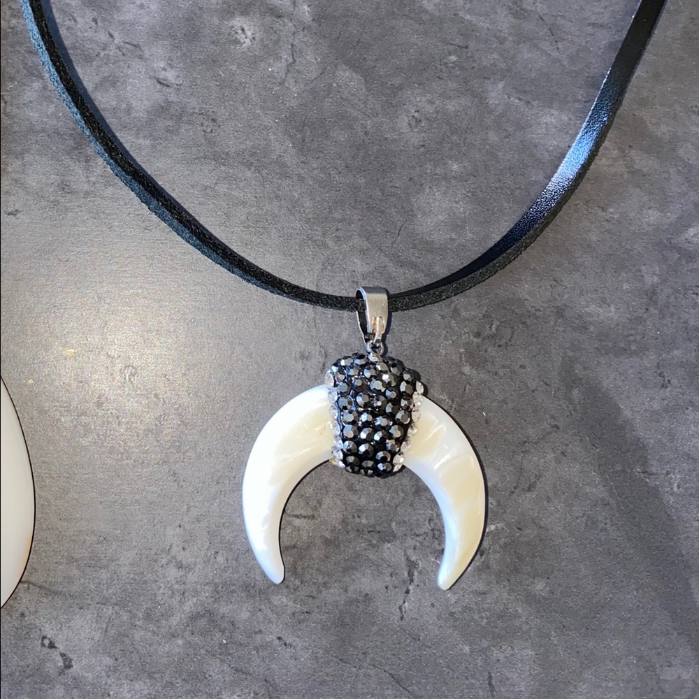Choker Necklace